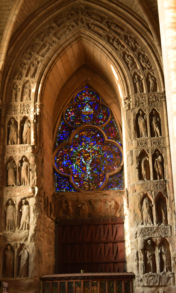 Kathedraal van Reims, binnenzijde van de hoofdentree
